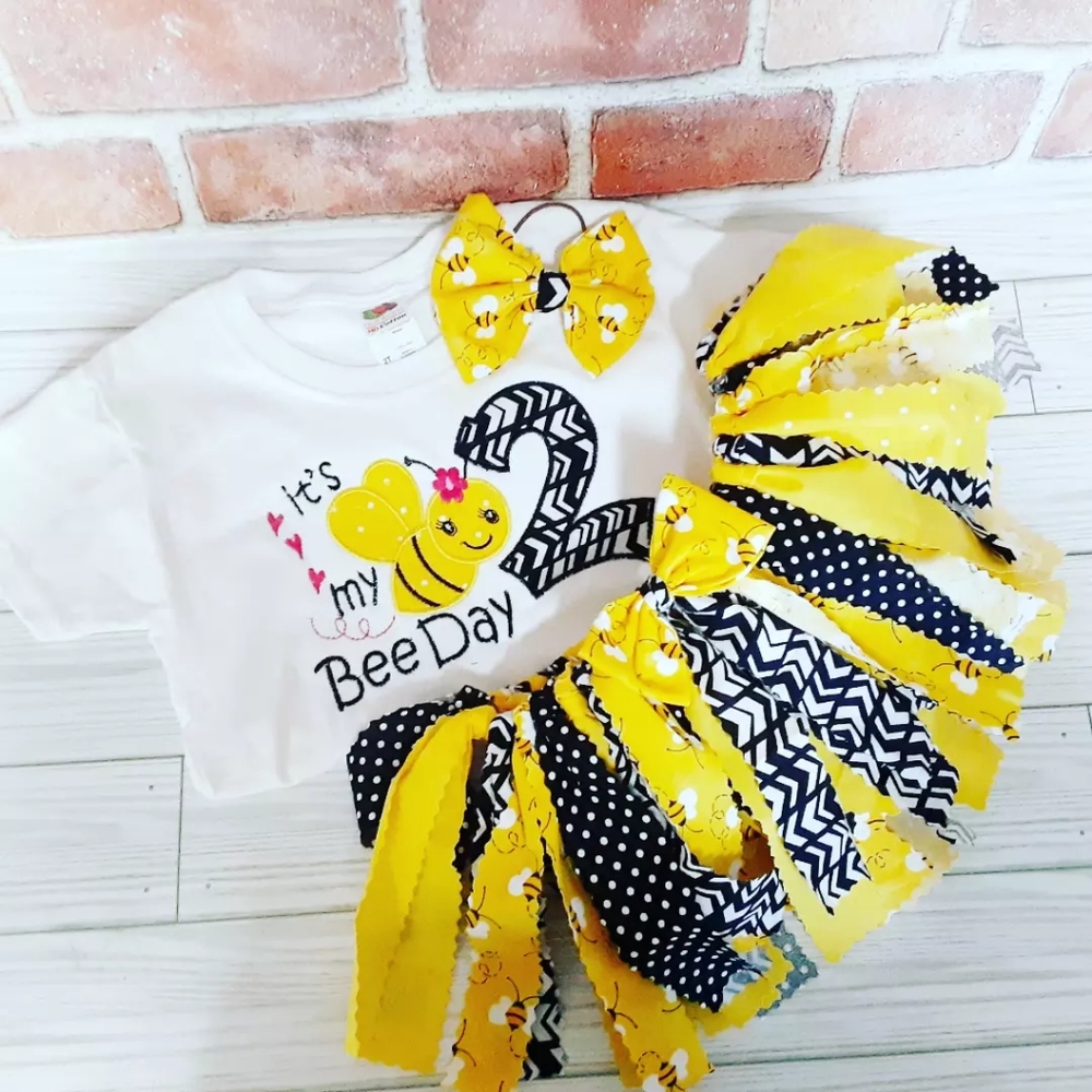 Bee birthday tutu